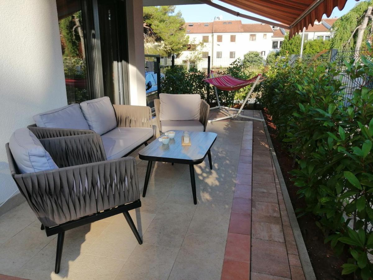 Punta Mary House With Apartment Umag Eksteriør bilde