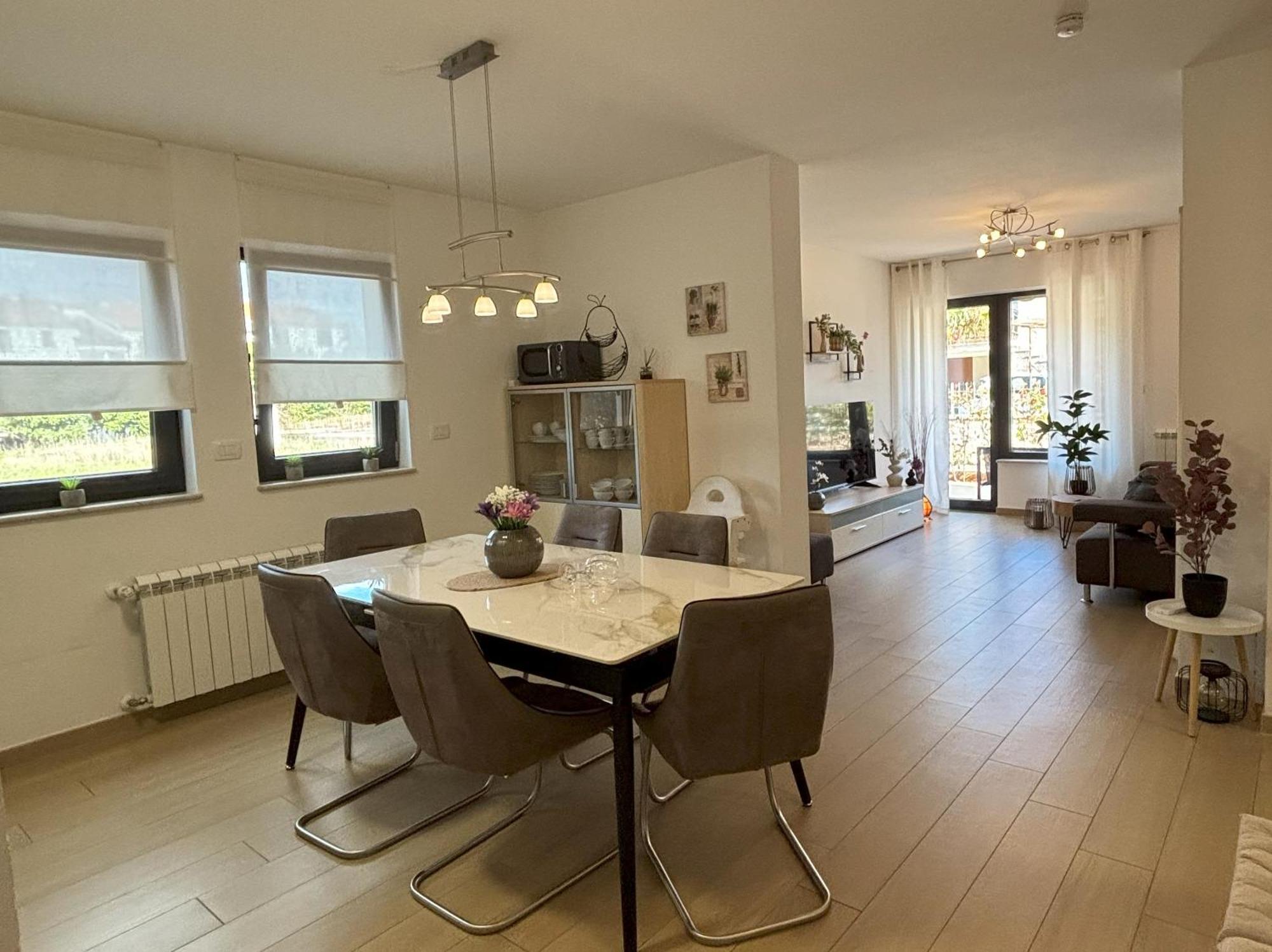 Punta Mary House With Apartment Umag Eksteriør bilde