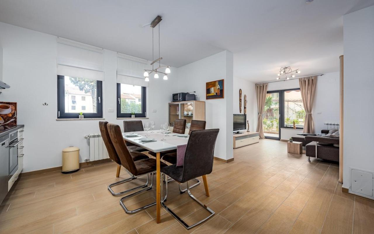 Punta Mary House With Apartment Umag Eksteriør bilde